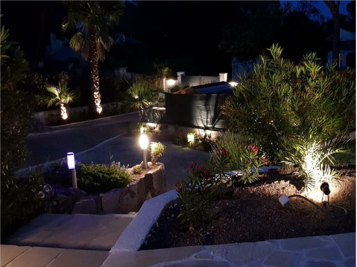 Grand Appartement Dans Maison Avec Piscine Privee Fréjus المظهر الخارجي الصورة